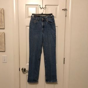 Vintage high waist straight leg Levi’s mom jeans